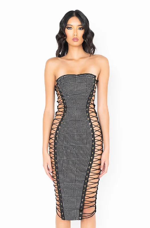 ALL THE RIGHT PLACES BANDAGE MIDI DRESS